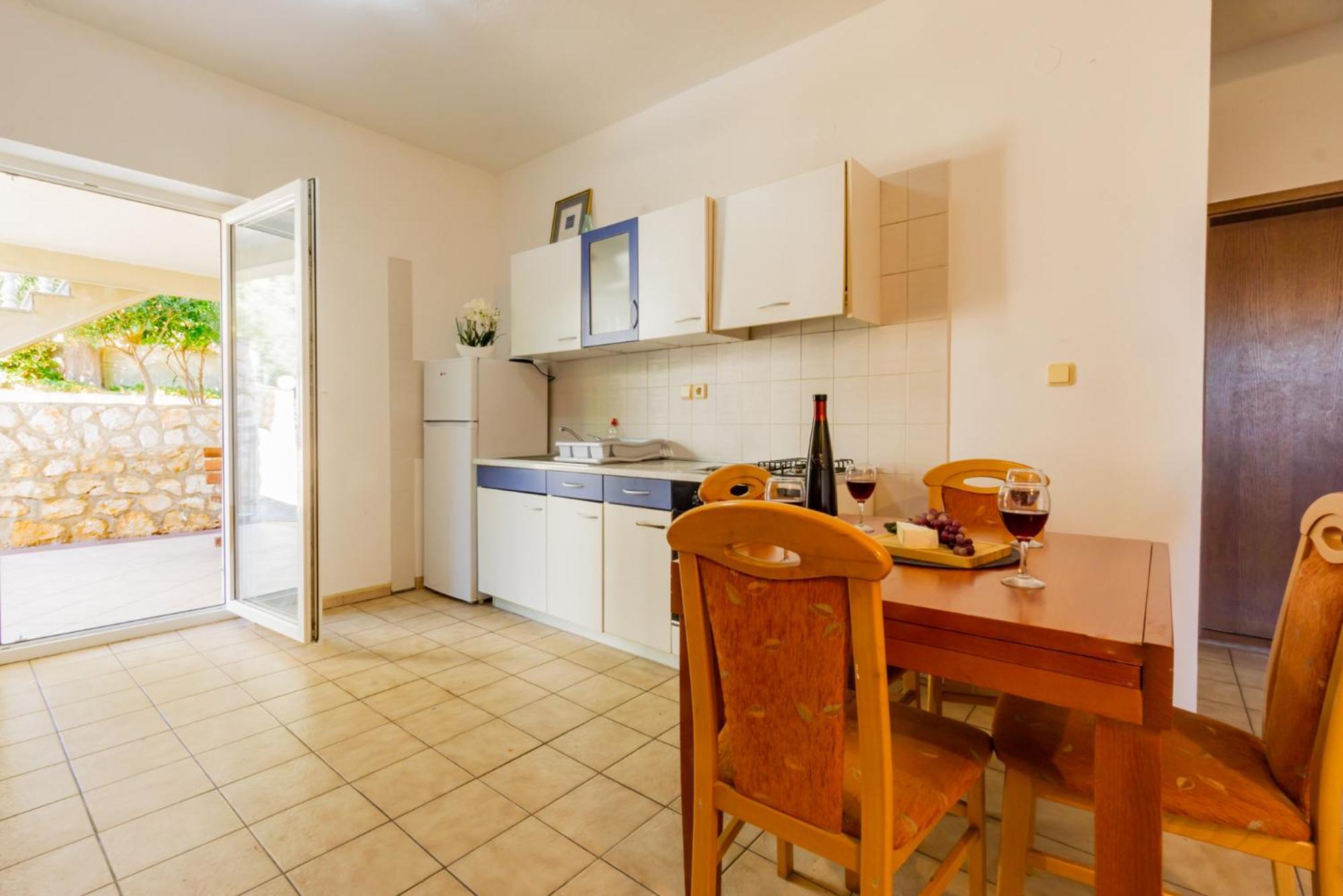 Galinec With Mountain And Seaview Apartment Metajna Room photo