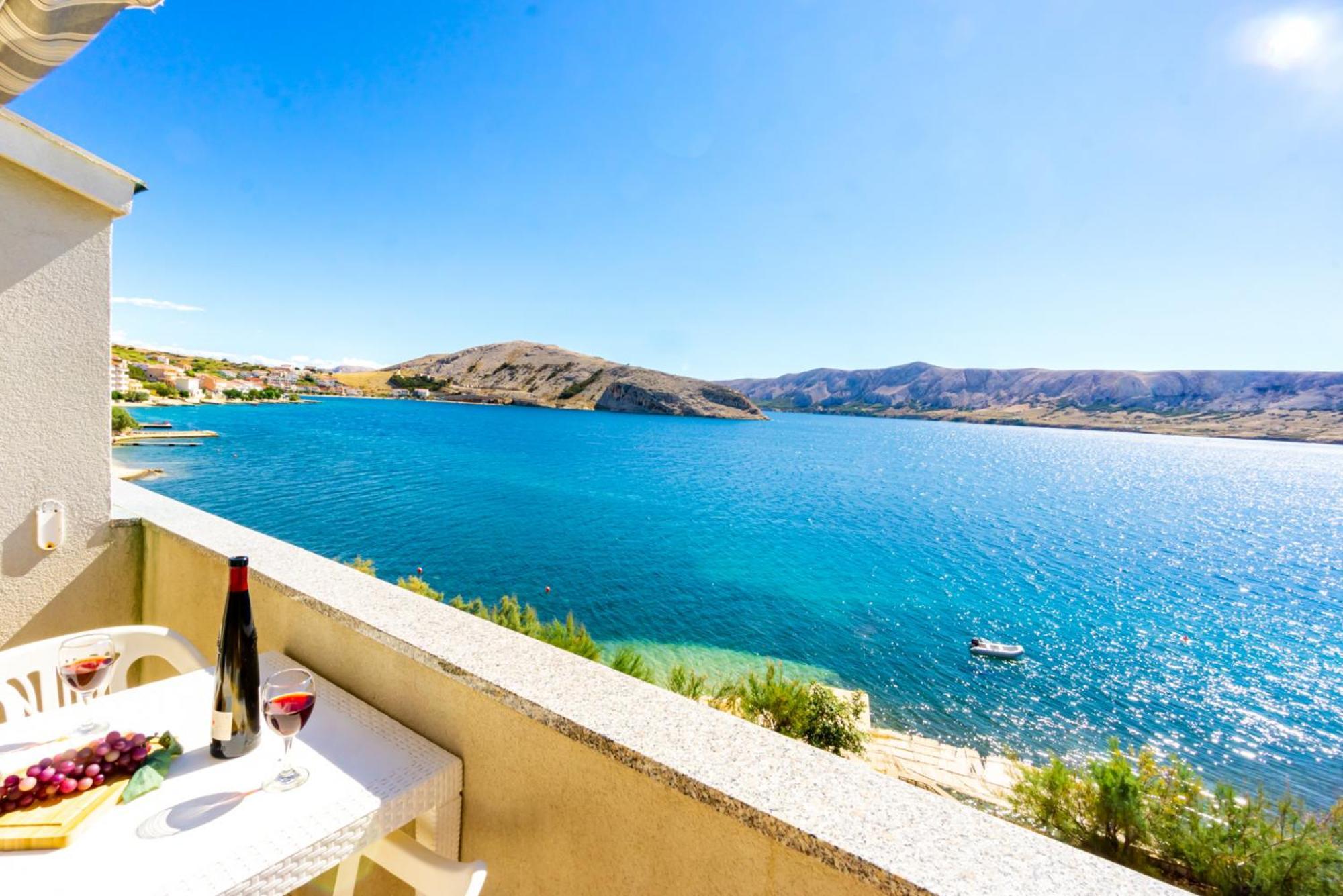 Galinec With Mountain And Seaview Apartment Metajna Room photo
